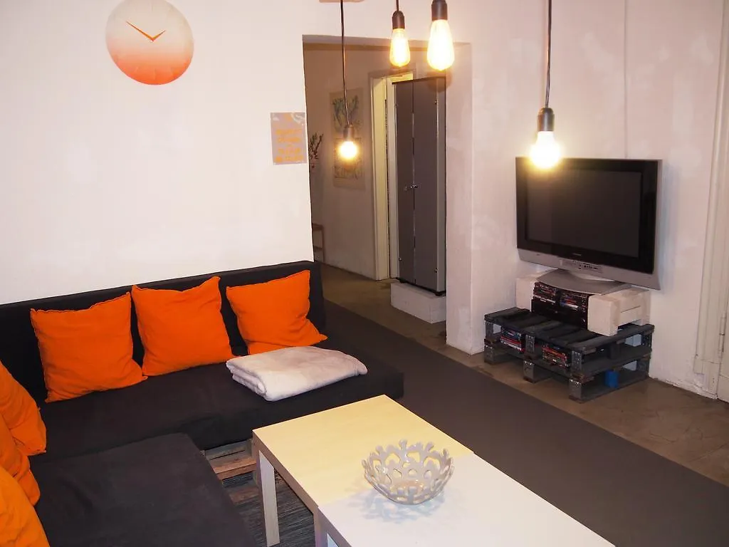 Box61 Art Concept Flat Hostel Berlin Németország